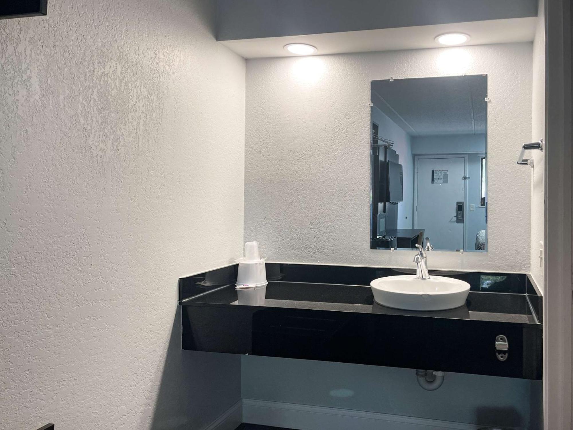 Motel 6-Memphis, Tn - Downtown Eksteriør bilde