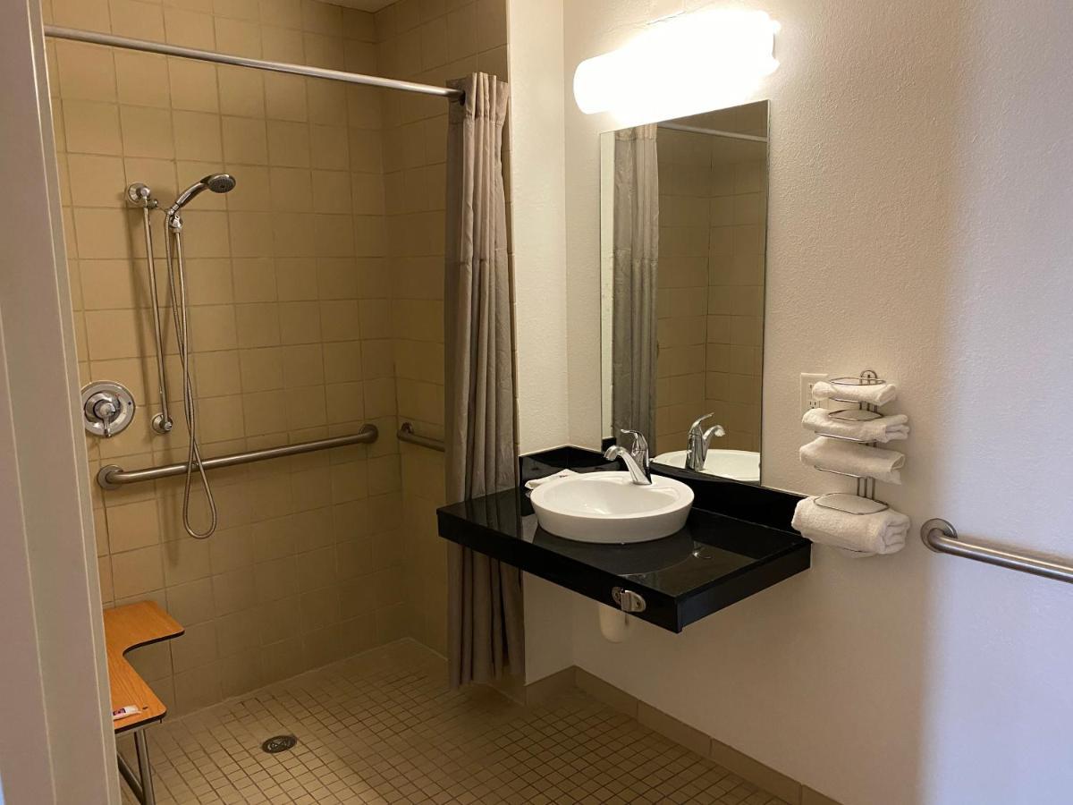 Motel 6-Memphis, Tn - Downtown Eksteriør bilde